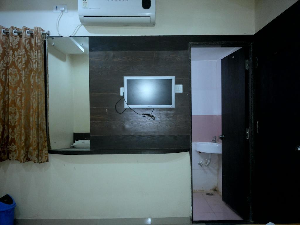 Hotel Sai Galaxy Inn Shirdi Camera foto